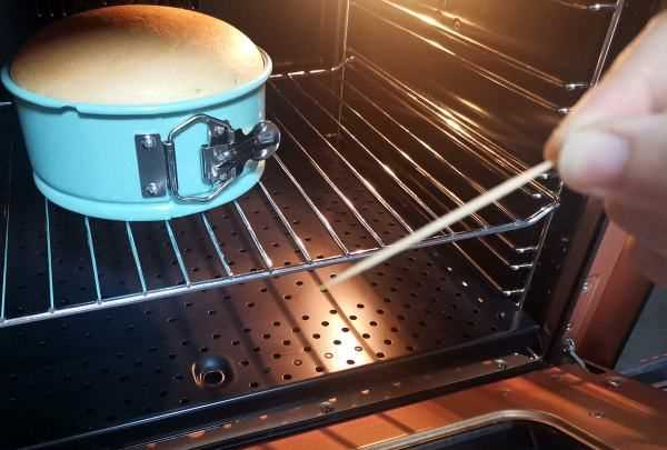 小烤箱烤6寸蛋糕時間,8寸戚風(fēng)蛋糕150度烤多久圖4