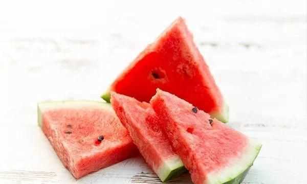 吃了西瓜可以吃芒果 西瓜和芒果能同時吃