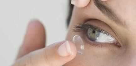 戴隱形眼鏡能睡覺(jué)2個(gè)小時(shí)嗎