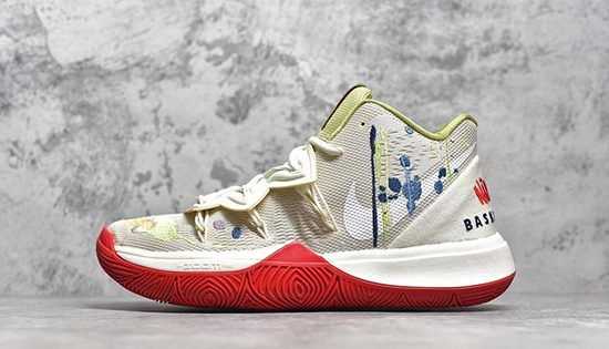 鞋底下貼什么可以防滑,有什么東西涂在籃球鞋鞋底可以防滑的圖7