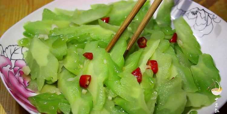 清炒苦瓜怎么炒好吃又不苦