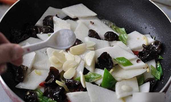 山藥怎么吃好吃又簡單,山藥怎么做好吃又簡單 這7種家常吃法分享給大家圖12