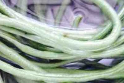 怎樣泡酸豆角好吃,醋泡酸豆角的做法大全圖1