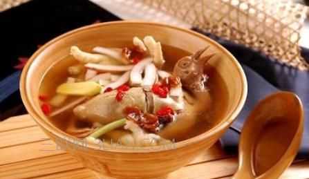 月經(jīng)期雞肉用什么燉最營養(yǎng)呢