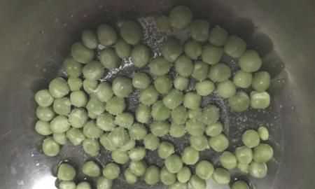 豌豆可以生吃嗎，生豌豆有股酸味能炒熟吃嗎？圖1
