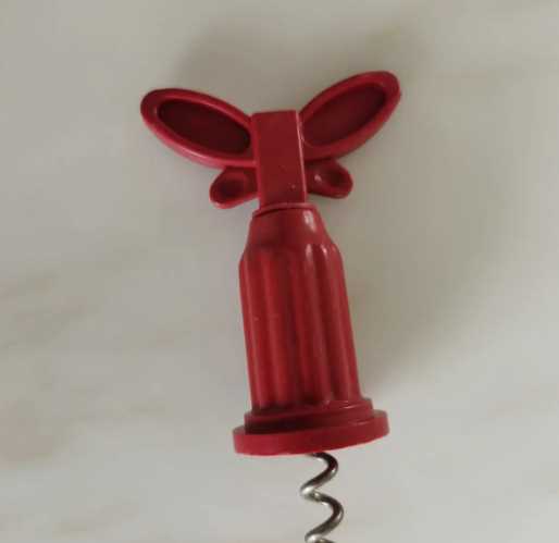 開紅酒的正確方法,紅酒怎么開瓶塞圖7