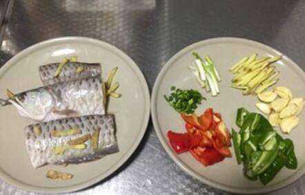 龍魚(yú)怎么做好吃,龍魚(yú)怎么做好吃又簡(jiǎn)單圖2