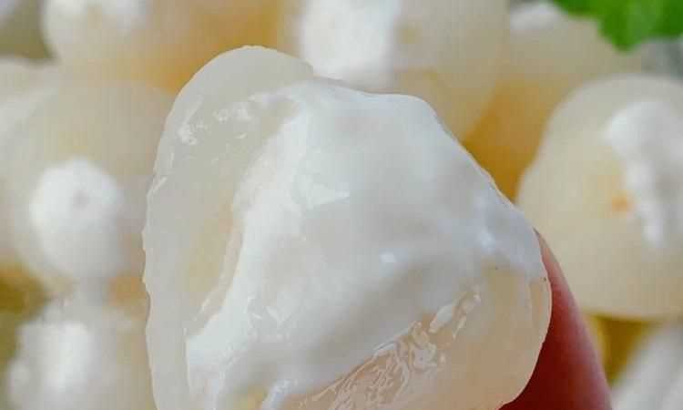 冰凍荔枝的吃法