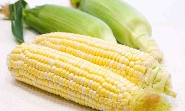 白玉米為什么變黃了,跟鍋有關(guān)系嗎