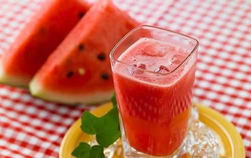 榨西瓜汁要加水嗎要加多少水合適
