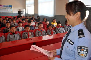 交警安全知識講座進(jìn)校園