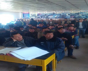 鎮(zhèn)村農(nóng)機員安全知識培訓(xùn)