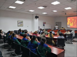 圖書館舉辦暑期安全知識(shí)講座