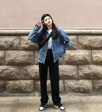 牛仔外套搭配什么褲子 牛仔外套搭配什么褲子