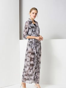 廣州經(jīng)典故事女裝折扣店地址,經(jīng)典故事女裝旗艦店,經(jīng)典故事女裝實(shí)體店