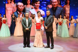 經(jīng)典故事陳伯君