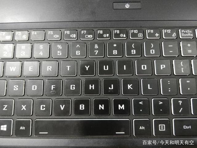 電腦鍵盤怎么使用(臺(tái)式電腦鍵盤怎么使用)