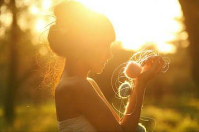 愛生活愛自己的正能量句子,愛生活的正能量句子,愛生活愛自己的短句子