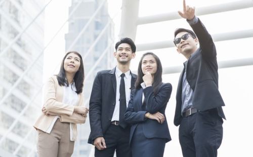 領導勉勵員工的正能量句子大全