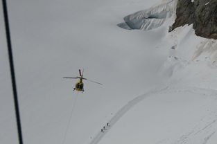 關(guān)于直上云霄的詩句,直上云霄三千里的詩句,形容直上云霄的詩句