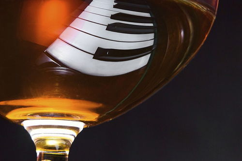 關(guān)于思念的詩句含有酒