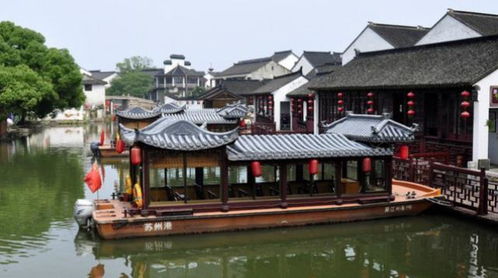 八達(dá)嶺長(zhǎng)城贊美句,八達(dá)嶺長(zhǎng)城贊美句子古詩,八達(dá)嶺長(zhǎng)城美句