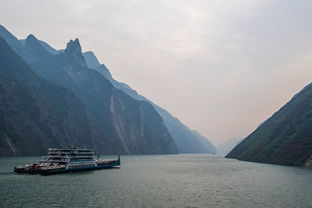 描寫長江三峽的詩句古詩,描寫長江三峽景色的古詩,描寫長江三峽的古詩有哪些