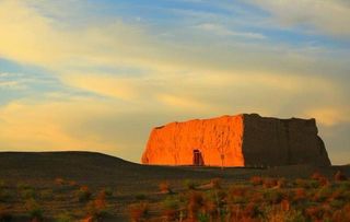 關(guān)于西北邊疆的詩句