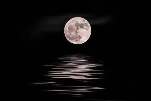 關(guān)于月亮的完整詩句