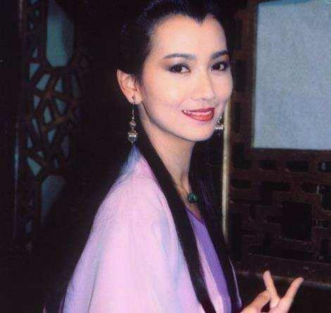 關(guān)于回眸一笑的詩(shī)句