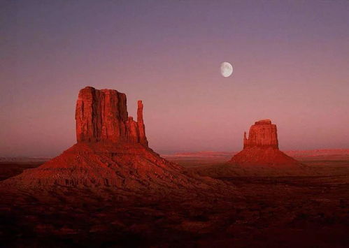 大漠的孤煙出自古詩(shī)句什么