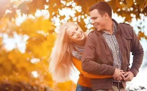 關(guān)于情人強忍別離的詩句