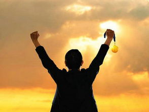 堅(jiān)強(qiáng)面對(duì)生活的古詩(shī)句