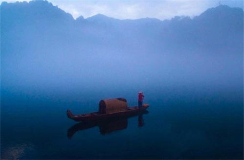 關(guān)于描寫(xiě)馬的詩(shī)句優(yōu)美