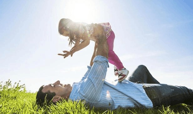 關于父親擔當的詩句