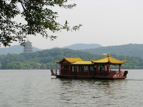 關(guān)于黃昏西湖的詩句