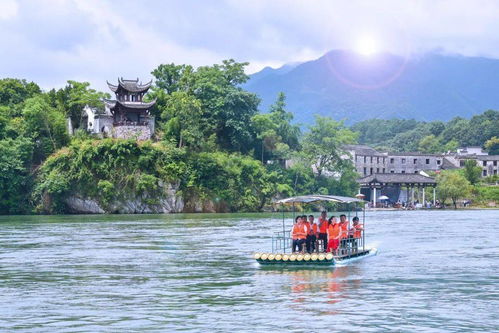 關(guān)于小潭的詩句