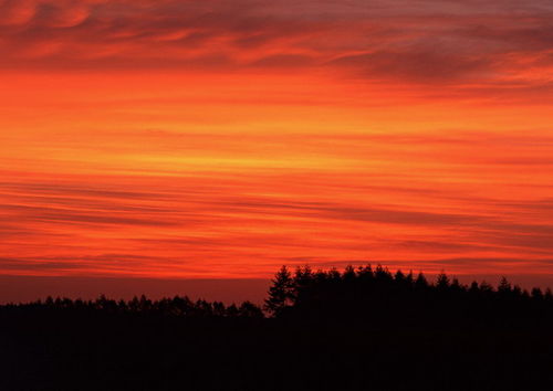 描寫落日的詩句古詩詞