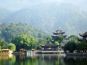 關(guān)于游西湖時(shí)詩(shī)句