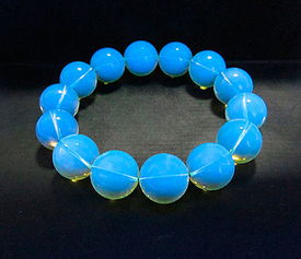 關(guān)于藍(lán)珀的詩(shī)句