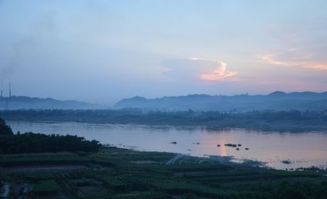 長江關(guān)于的和詩句有哪些