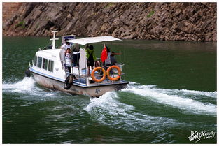 關(guān)于水的詩句清澈透明