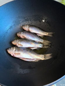 釣魚燒魚的古詩句