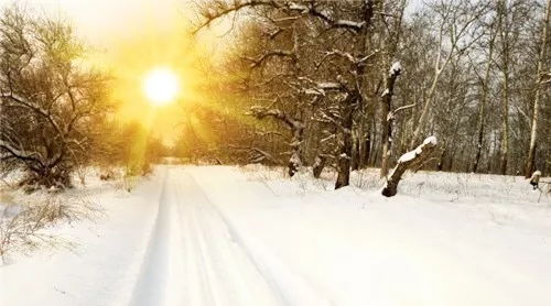 寒冬仍然溫暖的古詩句