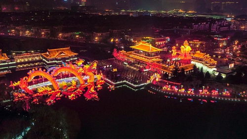 關(guān)于雞燈會(huì)的詩句