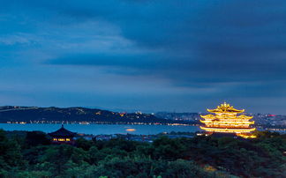 關(guān)于西湖的詩句和諺語