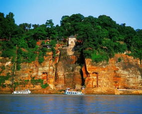 關(guān)于樂山大佛的詩句陸游