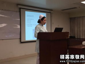 簡潔護士辭職報告范文()