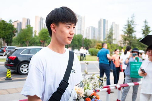 漸漸為主題作文開頭結(jié)尾