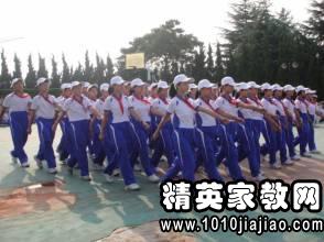 我的軍訓(xùn)體驗(yàn)作文600字作文開頭